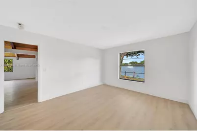 616 Briarwood Cir, Hollywood, FL 33024 - Photo 27