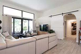 7761 SW 185th St, Cutler Bay, FL 33157 - Photo 11