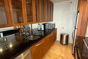 100 Lincoln Rd, Miami Beach, FL 33139 - Photo 11