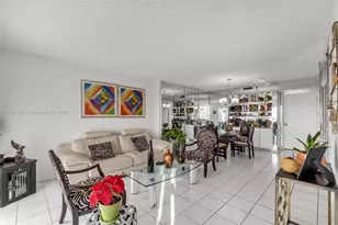 4001 Hillcrest Dr, Hollywood, FL 33021 - Photo 5