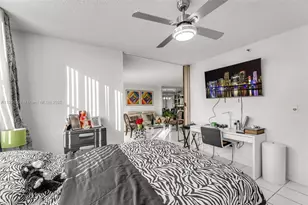 4001 Hillcrest Dr, Hollywood, FL 33021 - Photo 11