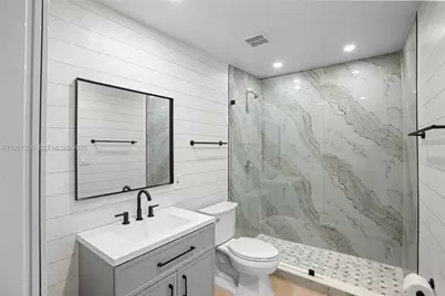 160 E 34th St, Hialeah, FL 33013 - Photo 39