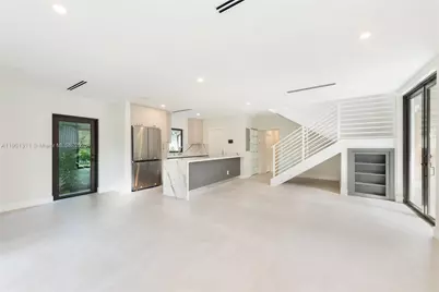 101 SW 25th Rd, Miami, FL 33129 - Photo 7