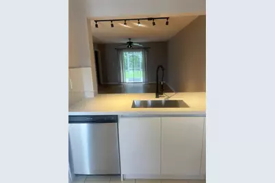 438 NE 210th Cir Ter #102-4B, Miami, FL 33179 - Photo 11