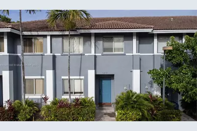 5413 SW 41st St, Pembroke Park, FL 33023 - Photo 1