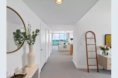 475 Brickell Ave #5507, Miami, FL 33131 - Photo 1