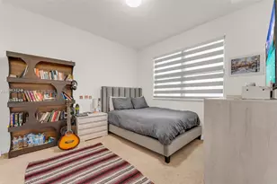 8822 NW 161st Terrace, Miami Lakes, FL 33018 - Photo 15