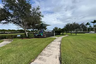 22411 SW 88th Pl, Cutler Bay, FL 33190 - Photo 35