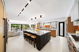 1815 Fairhaven Pl, Miami, FL 33133 - Photo 3