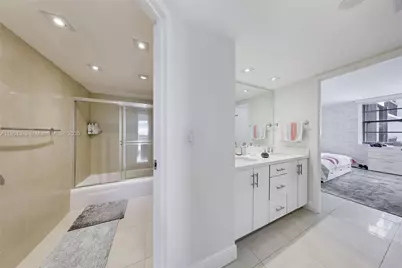 2333 Brickell Ave #1406, Miami, FL 33129 - Photo 19