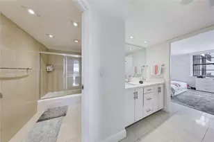 2333 Brickell Ave, Miami, FL 33129 - Photo 19