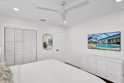 1141 N Northlake Dr, Hollywood, FL 33019 - Photo 23