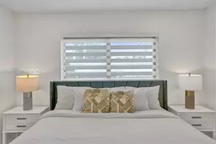 1141 N North Lake Dr, Hollywood, FL 33019 - Photo 25