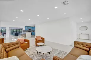 1141 N North Lake Dr, Hollywood, FL 33019 - Photo 17