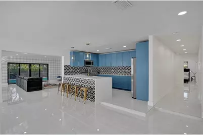 1141 N Northlake Dr, Hollywood, FL 33019 - Photo 11