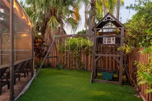 1141 N North Lake Dr, Hollywood, FL 33019 - Photo 77