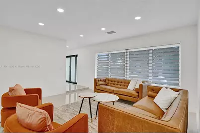 1141 N Northlake Dr, Hollywood, FL 33019 - Photo 13