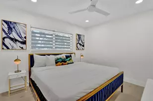 1141 N North Lake Dr, Hollywood, FL 33019 - Photo 33