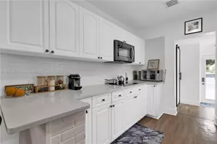 10070 N Miami Ave, Miami Shores, FL 33150 - Photo 15