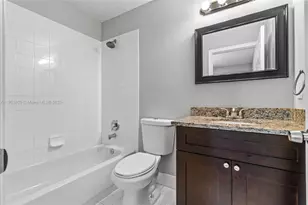 4990 Palmbrooke Cir, West Palm Beach, FL 33417 - Photo 11