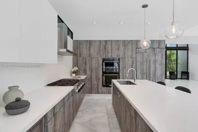 4520 N Meridian Ave, Miami Beach, FL 33140 - Photo 9