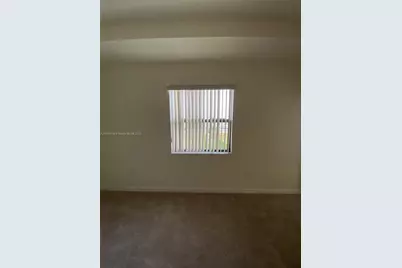 3412 W 111th Pl, Hialeah, FL 33018 - Photo 3