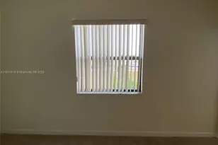 3412 W 111th Pl, Hialeah, FL 33018 - Photo 3