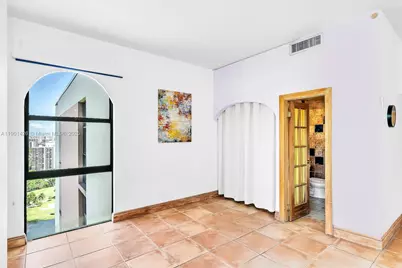 20301 W Country Club Dr #PH22, Aventura, FL 33180 - Photo 11