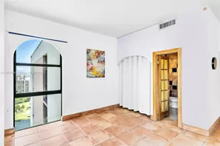 20301 W Country Club Dr, Aventura, FL 33180 - Photo 11