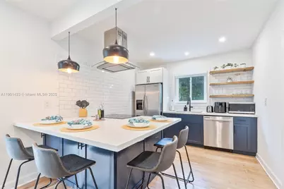 260 NE 46th St, Miami, FL 33137 - Photo 5