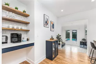 260 NE 46th St, Miami, FL 33137 - Photo 9