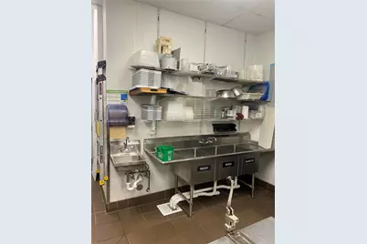 142 Giralda Avenue, Coral Gables, FL 33134 - Photo 23