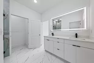 3813 SW 25th St, Lehigh Acres, FL 33976 - Photo 11