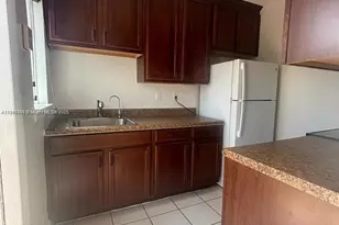 1015 NE 112th St, Biscayne Park, FL 33161 - Photo 3