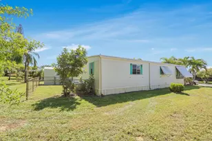 8191 SE Homestead Ave, Hobe Sound, FL 33455 - Photo 31