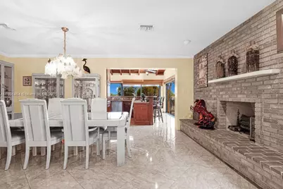 9291 SW 36th St, Miami, FL 33165 - Photo 7