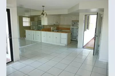 10811 NW 7th St #4-22, Miami, FL 33172 - Photo 5