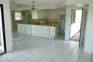 10811 NW 7th St, Miami, FL 33172 - Photo 5