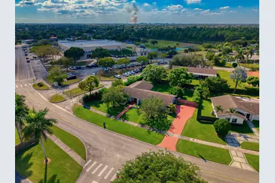 10860 SW 124th Rd, Miami, FL 33176 - Photo 45