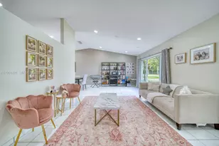 10860 SW 124th Rd, Miami, FL 33176 - Photo 5