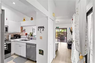 17320 NW 66th Pl, Hialeah, FL 33015 - Photo 17