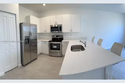 11767 SW 246th Ter, Homestead, FL 33032 - Photo 3