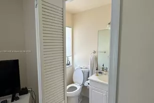 6600 NE 22nd Way, Fort Lauderdale, FL 33308 - Photo 9