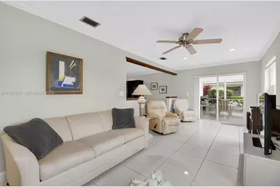3810 Rowena Cir #., West Palm Beach, FL 33417 - Photo 21