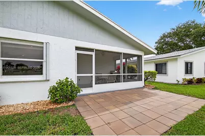 3810 Rowena Cir #., West Palm Beach, FL 33417 - Photo 37