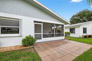 3810 Rowena Cir, West Palm Beach, FL 33417 - Photo 35