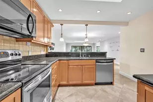 201 Dunwoody Ln, Hollywood, FL 33021 - Photo 17