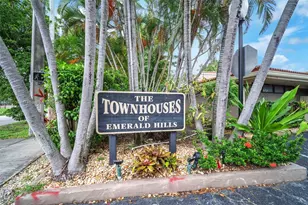 201 Dunwoody Ln, Hollywood, FL 33021 - Photo 45