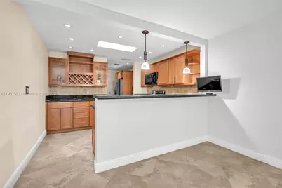 201 Dunwoody Ln #17-87, Hollywood, FL 33021 - Photo 13