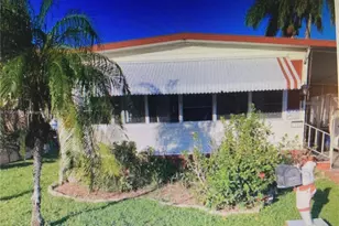 1891 SW 84th Ave, Davie, FL 33324 - Photo 3